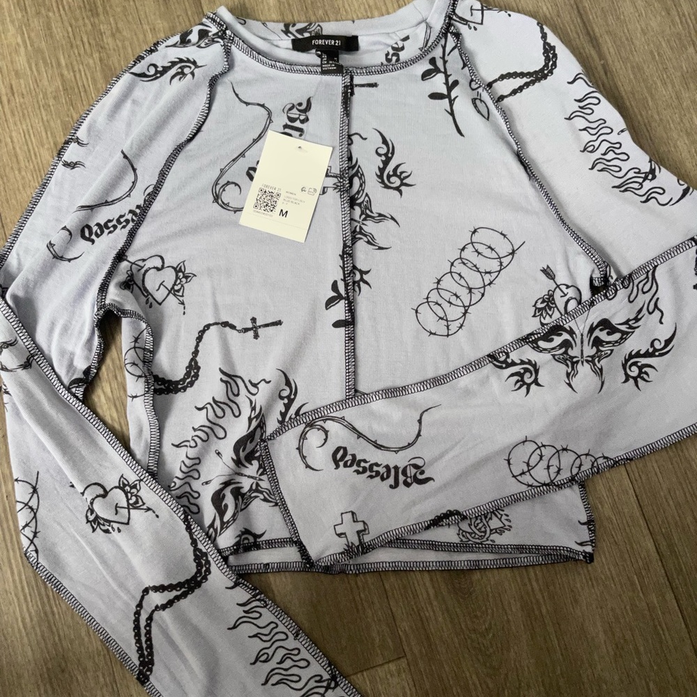 graphic long sleeve